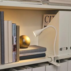 Thế giới đèn bàn cung cấp đèn để bàn cho mọi nhu cầu học tập, làm việc, đọc sách và trang tríDen LED kep doc sach Ikea Navlinge1-247x247